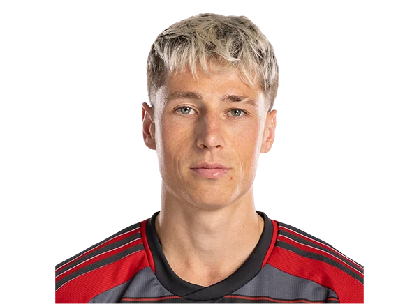 Lukas MacNaughton